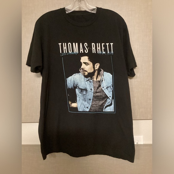 Thomas Rhett Men's Black Life Changes 2018 Tour T-Shirt Size Large Country EUC - Picture 1 of 4